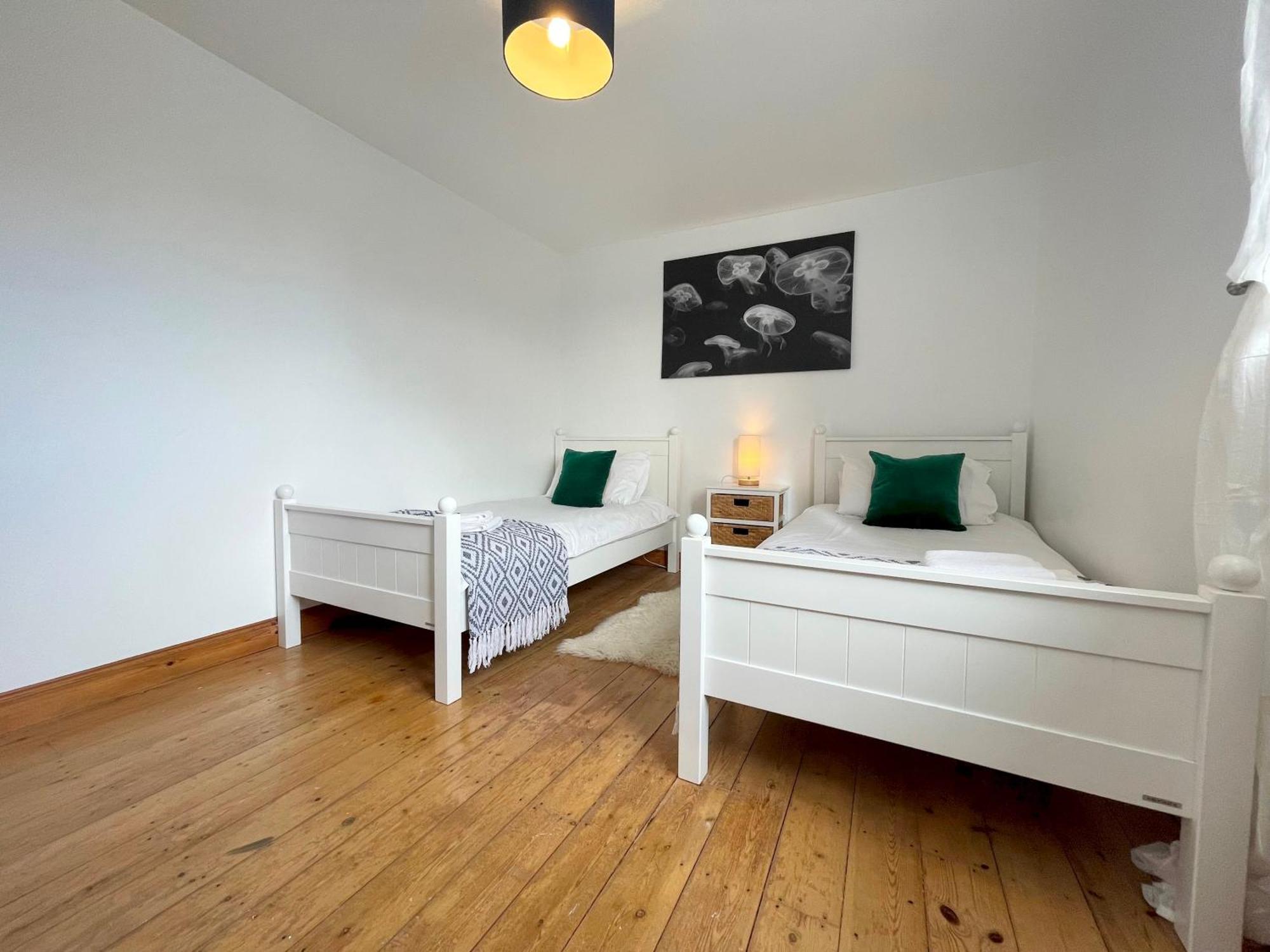 Spacious Home Sleeps 6 Short Walk To Port Isaac Village & Stunning Views Buitenkant foto